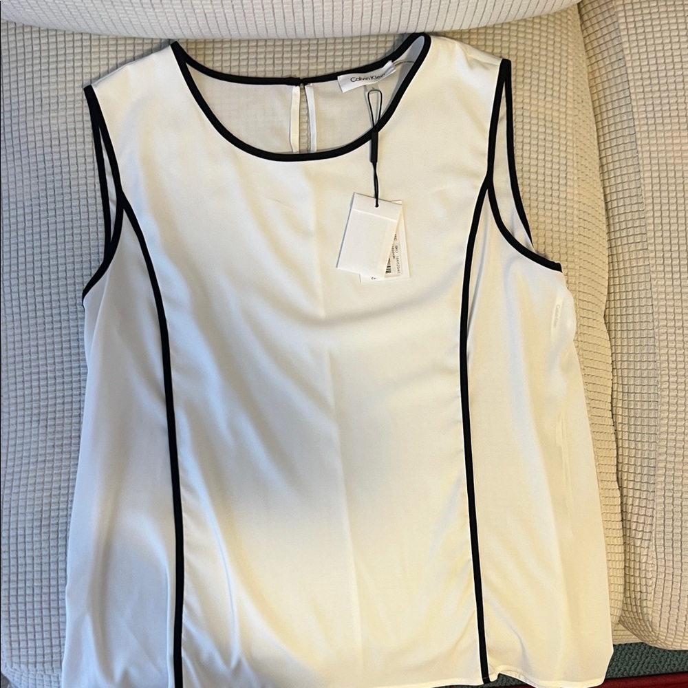 Calvin Klein Women's Cream Sleeveless Blouse